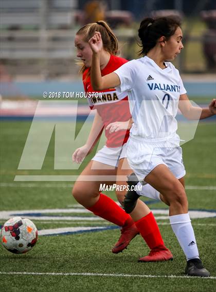 Thumbnail 2 in St. Genevieve vs. Etiwanda photogallery.