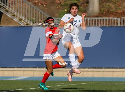 Thumbnail 3 in St. Genevieve vs. Etiwanda photogallery.