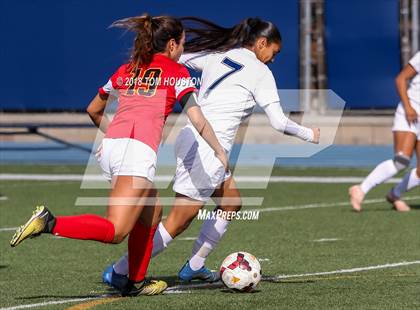 Thumbnail 2 in St. Genevieve vs. Etiwanda photogallery.