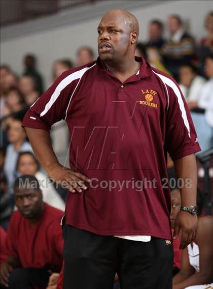 Thumbnail 2 in Stone Bridge vs. Washington (Lady Greyhound Classic) photogallery.