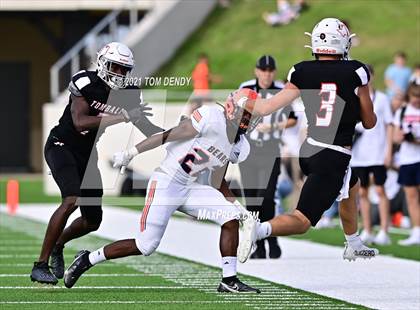 Thumbnail 3 in Bridgeland vs. Tomball (UIL 6A Regional Playoffs) photogallery.