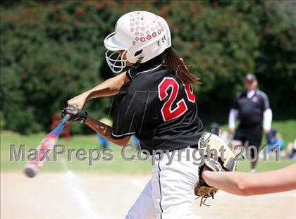 Thumbnail 3 in West vs. Banning (El Segundo Tournament) photogallery.