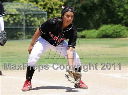 Thumbnail 1 in West vs. Banning (El Segundo Tournament) photogallery.