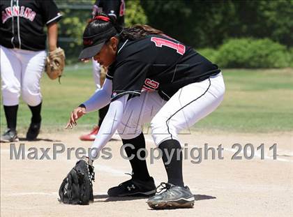 Thumbnail 1 in West vs. Banning (El Segundo Tournament) photogallery.