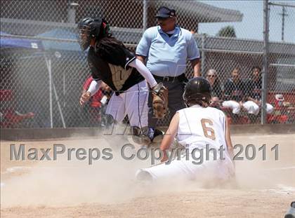 Thumbnail 1 in West vs. Banning (El Segundo Tournament) photogallery.