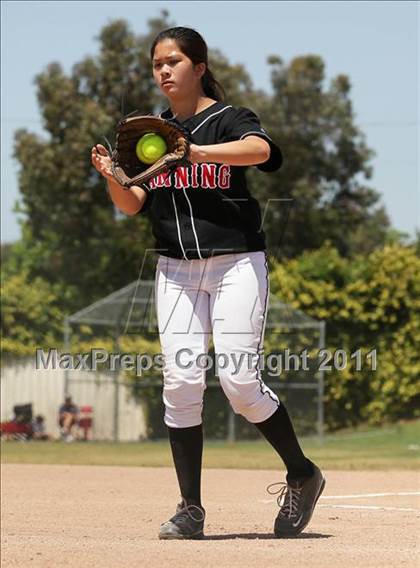 Thumbnail 2 in West vs. Banning (El Segundo Tournament) photogallery.
