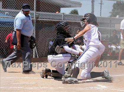 Thumbnail 1 in West vs. Banning (El Segundo Tournament) photogallery.