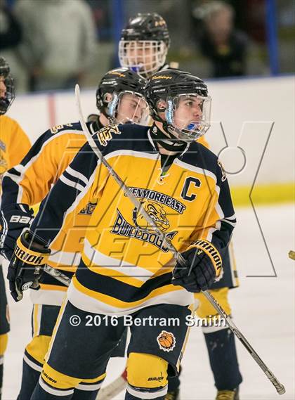 Thumbnail 2 in St. Lawrence Central @ Kenmore East (NYSPHSAA Division 2 Regional Final) photogallery.