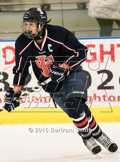 Thumbnail 1 in St. Lawrence Central @ Kenmore East (NYSPHSAA Division 2 Regional Final) photogallery.