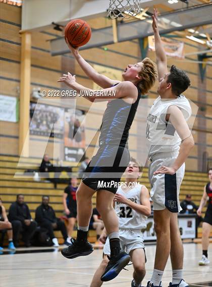 Thumbnail 3 in Analy vs. Del Norte (Windsor Holiday Shootout) photogallery.