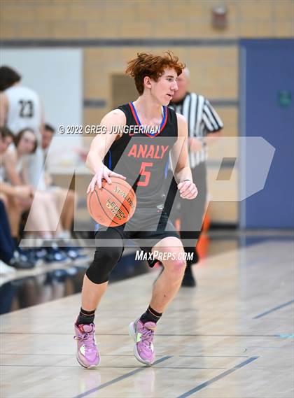 Thumbnail 2 in Analy vs. Del Norte (Windsor Holiday Shootout) photogallery.