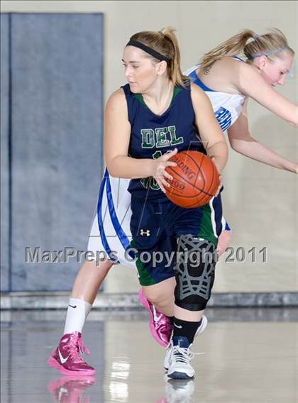 Thumbnail 2 in Bishop vs Del Norte (So Cal Holiday Prep Classic) photogallery.