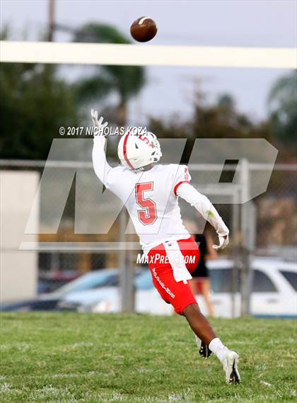 Thumbnail 1 in Harvard-Westlake vs. Garfield photogallery.