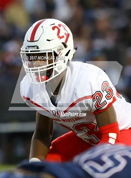 Thumbnail 3 in Harvard-Westlake vs. Garfield photogallery.