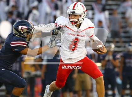 Thumbnail 3 in Harvard-Westlake vs. Garfield photogallery.