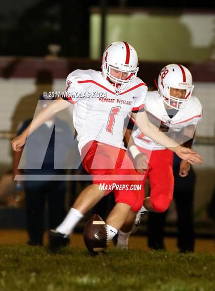 Thumbnail 3 in Harvard-Westlake vs. Garfield photogallery.
