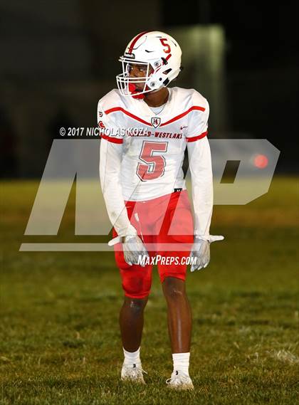 Thumbnail 3 in Harvard-Westlake vs. Garfield photogallery.