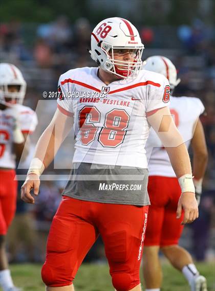 Thumbnail 3 in Harvard-Westlake vs. Garfield photogallery.
