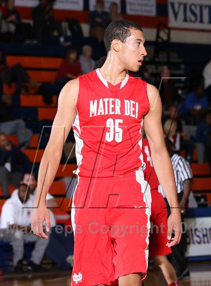 Thumbnail 2 in Mater Dei vs. Constitution (Tarkanian Classic) photogallery.