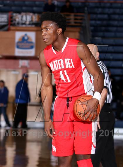 Thumbnail 1 in Mater Dei vs. Constitution (Tarkanian Classic) photogallery.