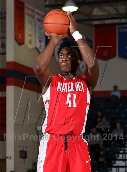 Thumbnail 2 in Mater Dei vs. Constitution (Tarkanian Classic) photogallery.