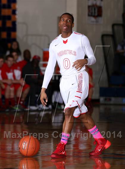 Thumbnail 3 in Mater Dei vs. Constitution (Tarkanian Classic) photogallery.