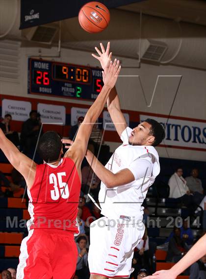 Thumbnail 1 in Mater Dei vs. Constitution (Tarkanian Classic) photogallery.