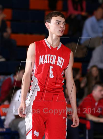 Thumbnail 2 in Mater Dei vs. Constitution (Tarkanian Classic) photogallery.