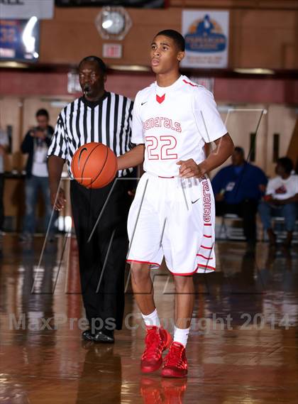 Thumbnail 2 in Mater Dei vs. Constitution (Tarkanian Classic) photogallery.