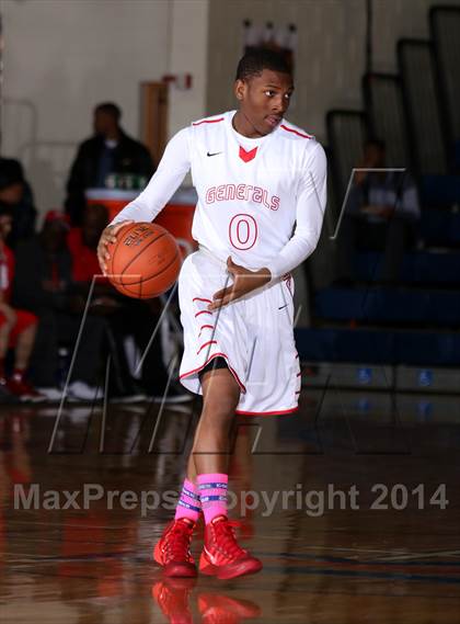 Thumbnail 1 in Mater Dei vs. Constitution (Tarkanian Classic) photogallery.