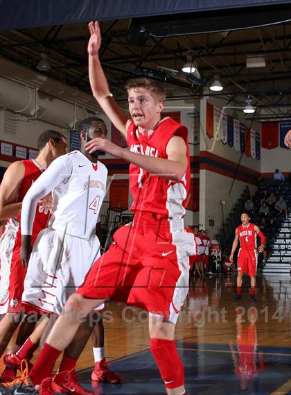 Thumbnail 2 in Mater Dei vs. Constitution (Tarkanian Classic) photogallery.