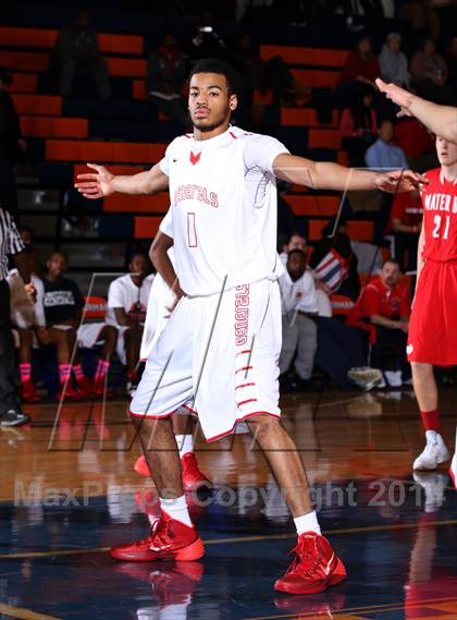 Thumbnail 3 in Mater Dei vs. Constitution (Tarkanian Classic) photogallery.