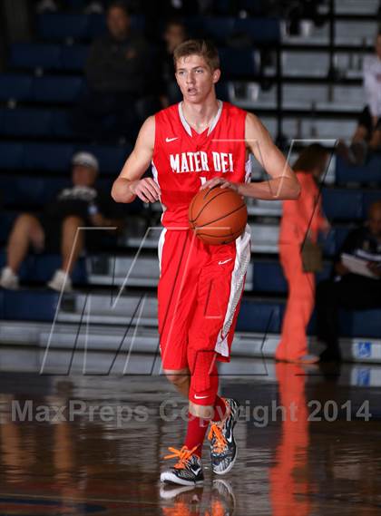 Thumbnail 1 in Mater Dei vs. Constitution (Tarkanian Classic) photogallery.