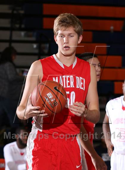 Thumbnail 3 in Mater Dei vs. Constitution (Tarkanian Classic) photogallery.