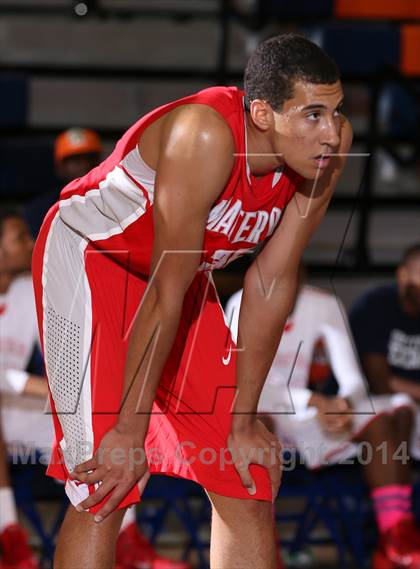 Thumbnail 3 in Mater Dei vs. Constitution (Tarkanian Classic) photogallery.