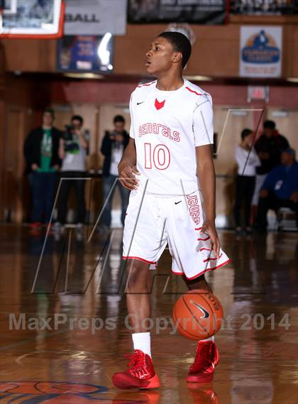 Thumbnail 1 in Mater Dei vs. Constitution (Tarkanian Classic) photogallery.