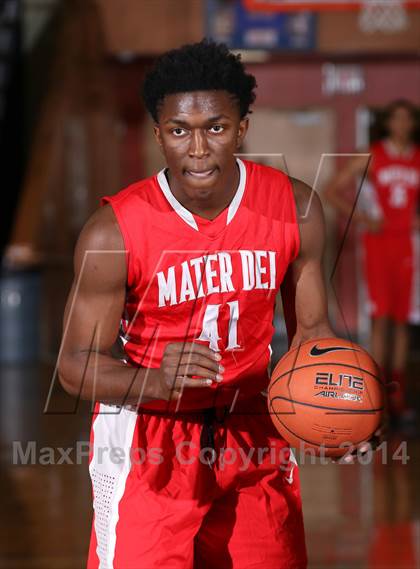 Thumbnail 1 in Mater Dei vs. Constitution (Tarkanian Classic) photogallery.
