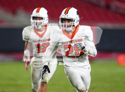 Thumbnail 1 in La Canada vs Polytechnic photogallery.