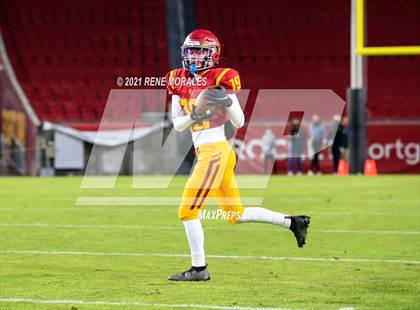 Thumbnail 1 in La Canada vs Polytechnic photogallery.