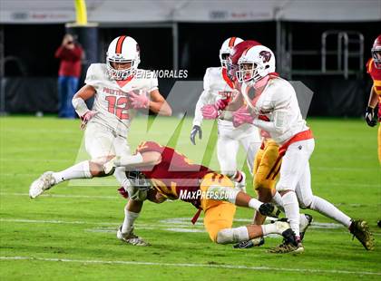 Thumbnail 2 in La Canada vs Polytechnic photogallery.