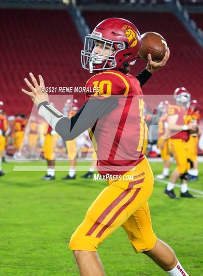Thumbnail 2 in La Canada vs Polytechnic photogallery.