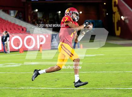 Thumbnail 1 in La Canada vs Polytechnic photogallery.