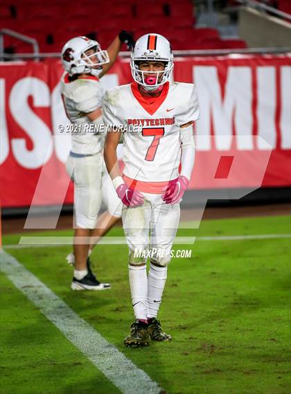 Thumbnail 2 in La Canada vs Polytechnic photogallery.