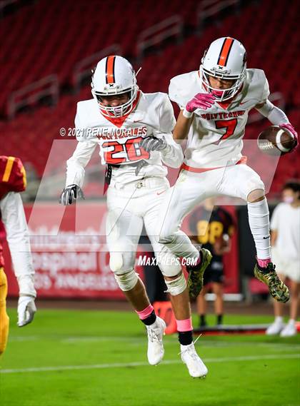 Thumbnail 1 in La Canada vs Polytechnic photogallery.