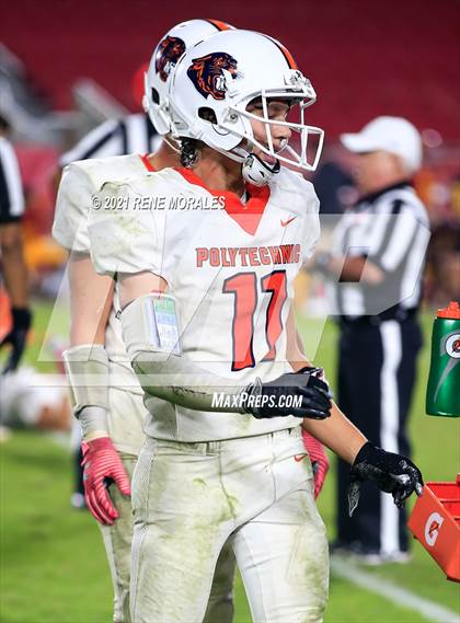 Thumbnail 2 in La Canada vs Polytechnic photogallery.