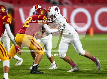 Thumbnail 3 in La Canada vs Polytechnic photogallery.