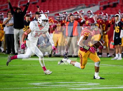 Thumbnail 3 in La Canada vs Polytechnic photogallery.