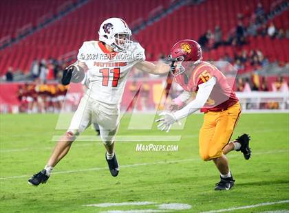Thumbnail 3 in La Canada vs Polytechnic photogallery.