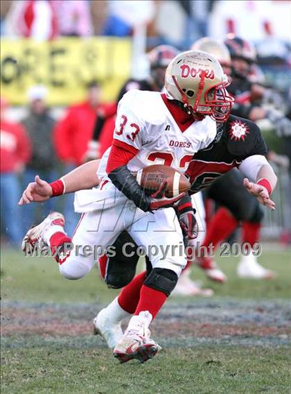Thumbnail 3 in Lafayette vs. St. Stanislaus (MHSAA Class 4A Final) photogallery.