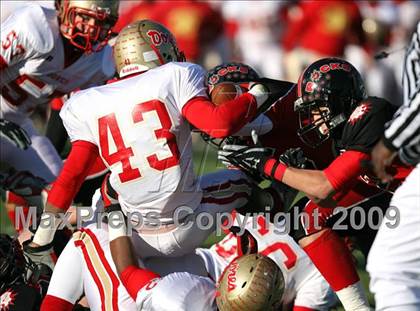 Thumbnail 3 in Lafayette vs. St. Stanislaus (MHSAA Class 4A Final) photogallery.